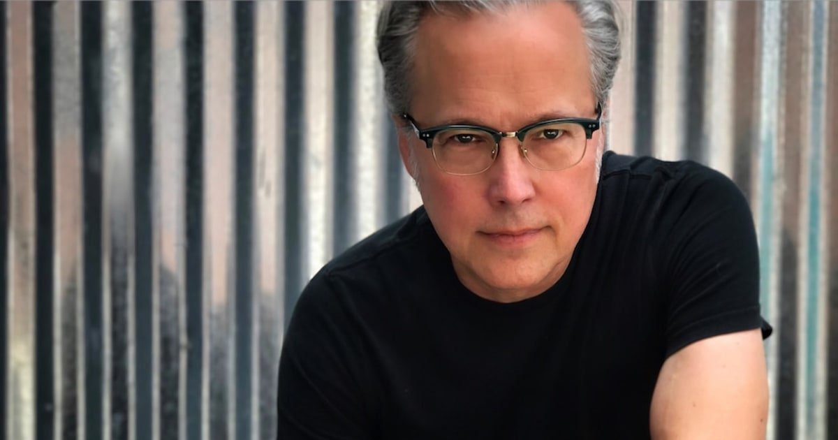 Hear Radney Foster's "Godspeed (Dulces Suenos)," which will benefit RAICES Texas https://rol.st/2MnYzYR