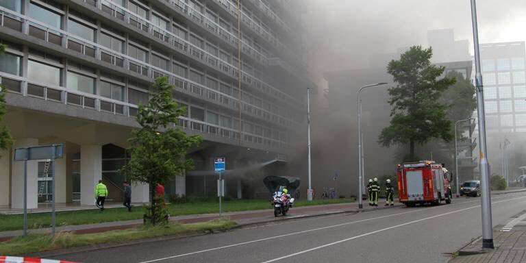 Buiten de Boot, theaterproductie, heeft jouw HULP nodig! Heb jij een busje en ben je a.s. vrijdagmiddag of zaterdag beschikbaar om wat stoelen ed binnen Leeuwarden te vervoeren? Mail dan naar buitendeboot@outlook.com of bel/app naar 0642914921. Gedupeerde van de brand van vrijdag