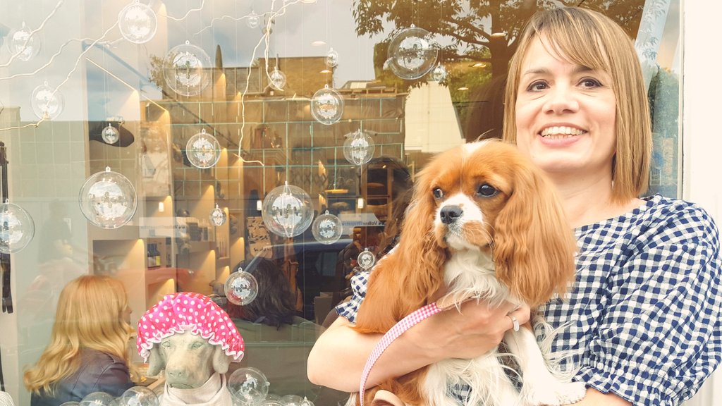 amberthecav's tweet photo. So many great products to make you look, feel and smell fabulous.🐶❤🐶
Me and my Sophie modelling our gingham for the day. Looking good enough to be models one day! Looking forward to returning for a pampering day. #petboutique #designfordogs @love_my_human https://t.co/rpnLEDpm8g