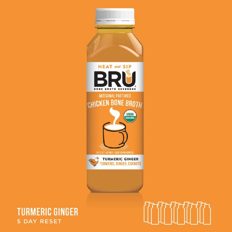 BruBroth's tweet photo. Pack a punch to ickiness everywhere with inflammation fighting and antioxidant packed fresh turmeric + ginger roots. Now available in an easy to drink + portable 6 pack! https://t.co/Wnzd7ibWN1 #bonebroth #beverage #turmeric #guthealth #glow https://t.co/xL0StNUcQQ