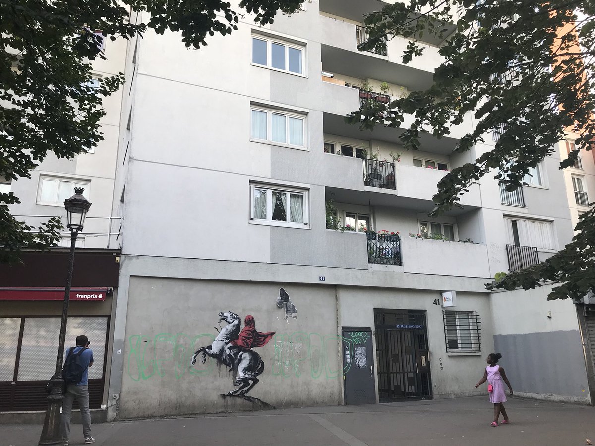 FrançoisDagnaud on Twitter: "#Banksy envahit Paris et son retour