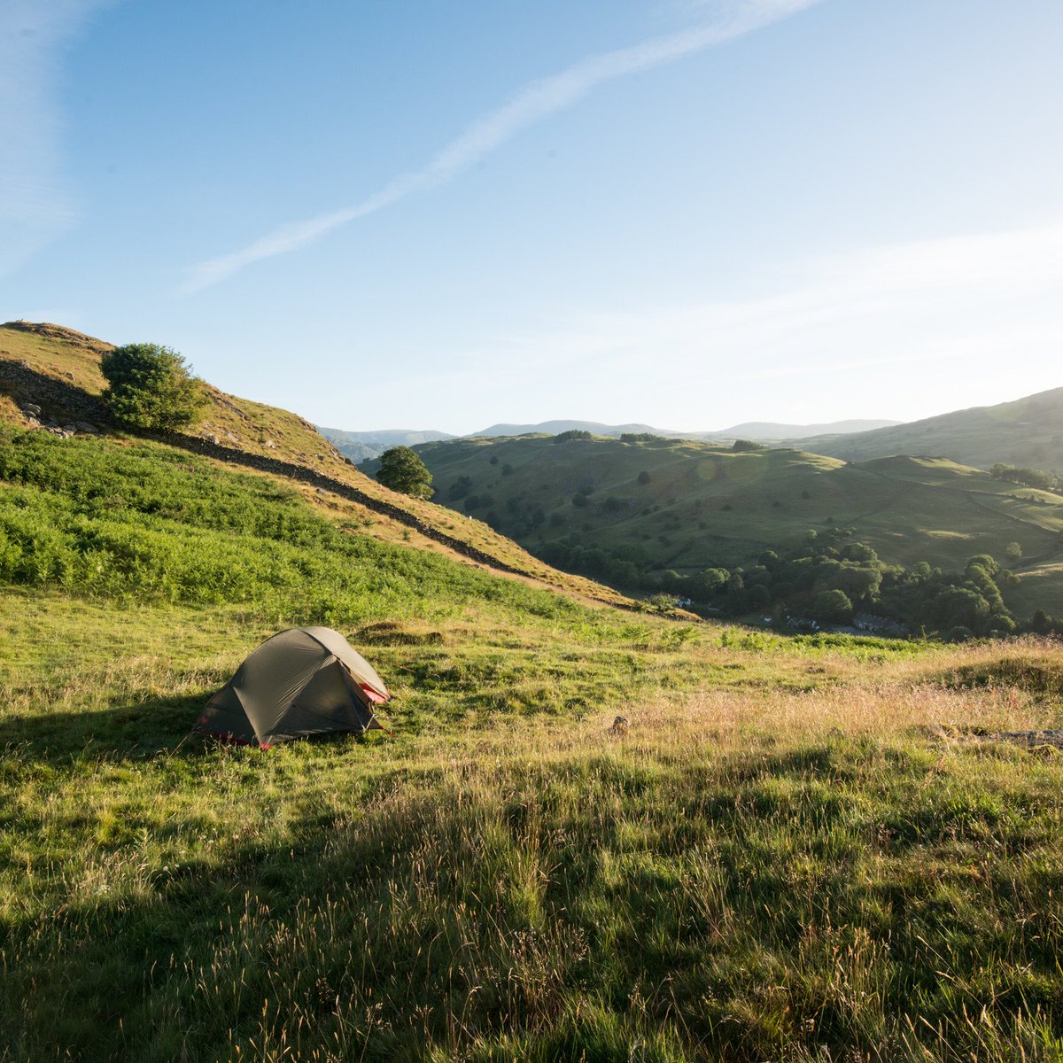 butnorain's tweet image. This time last week
Day 3 of the 7-day #treefold walk. 25km
Staveley-Grizedale

A meander from a glorious camp, a drift across Windermere, then strolling along Old Ways, resonant with forgotten footfall.
&amp;amp; by the end of the day, some stiles seemed a tad tricky.