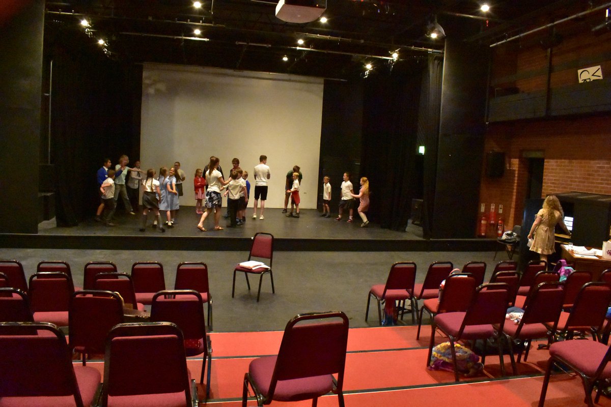 Our Arts Award student leaders spent a lovely day running creative workshops in dance, art, music, drama, photography and craft for Year 3 and 4 pupils from local primary schools <a href="/ellesmerecoll/">Ellesmere College UK</a> <a href="/ArtsAward/">Arts Award</a> <a href="/ArtsAward/">Arts Award</a> <a href="/Artsmarkaward/">Artsmark</a>