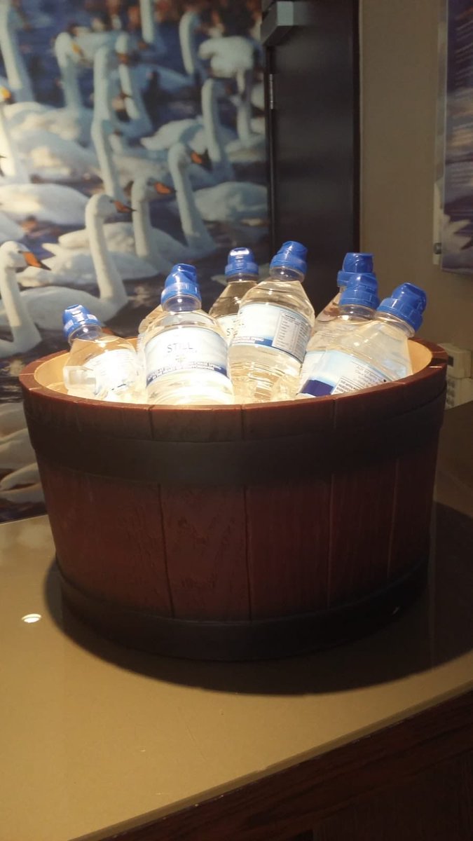 Keeping our team and guests hydrated though this heat at Ormskirk! #Heatwaveuk #summerlovin ☀️😎💜 <a href="/AndyFr4ncis/">AndyFr4ncis</a> <a href="/franb1969/">Fran Broadhurst</a> <a href="/SDEBDD/">simon ewins</a>