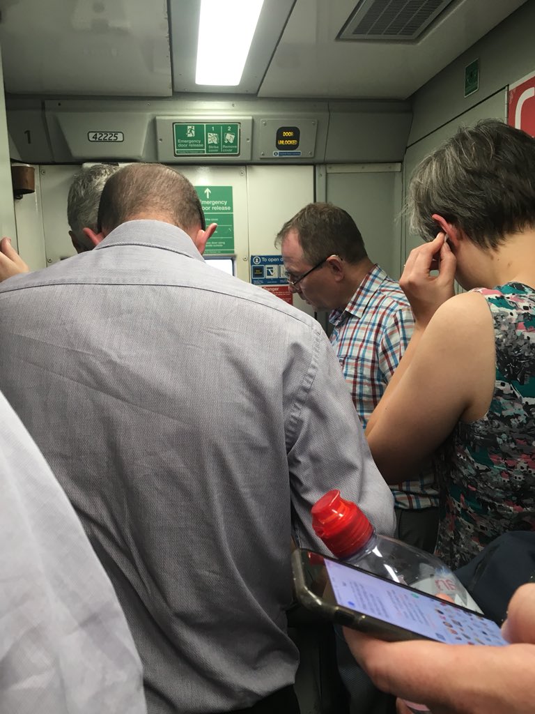mattygrahamUK's tweet photo. @LNER Great work peeps! Three train loads crammed onto one train, hottest day of the year. Top work! https://t.co/0kz96IULpZ
