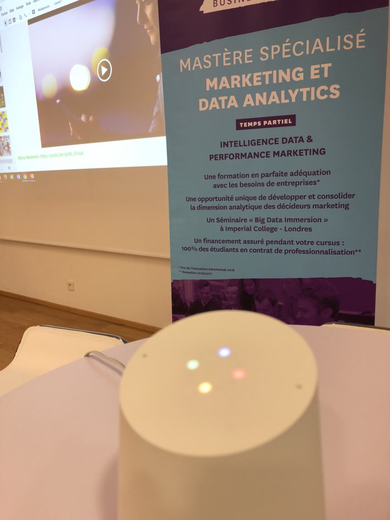 AlainGoudey's tweet photo. Nos étudiants préparent des questions pour la #conférence #parlezvousrobot de @NEOMAbs autour de l’#IA et des #agents #conversationnels ! 18:30 sur le campus de Paris... https://t.co/8bDyPHW3LU