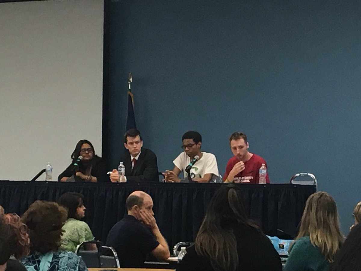 PSAYDN's tweet image. Inspiring student leaders sharing their motivating #stem afterschool computer science experiences at #CSForAllpa