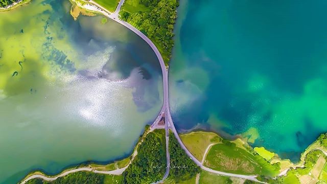 AzoresWhatElse's tweet photo. Photo By @jorgedlalmeida - #phantom4pro #lagoadassetecidades #setecidades #acores #lake #colors #amazing #nature #trip #dronemania #droneclub #dronelove #dronetravel #dronelifestyle #dronetrip #droneoftheday #drone_id #drone_countries #djiphantom #dji … https://t.co/srF06KM2C6 https://t.co/G6CshrrNls