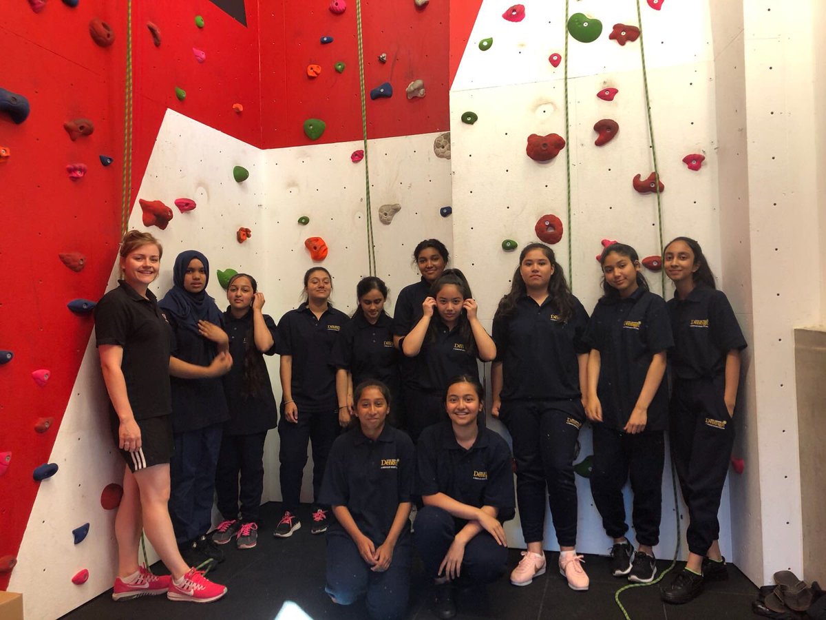 DenbighPEDept's tweet image. Great afternoon at @TokkoYouthLuton rock climbing with the @girlsactive leaders for NSSW #girlsactive #getfitquick