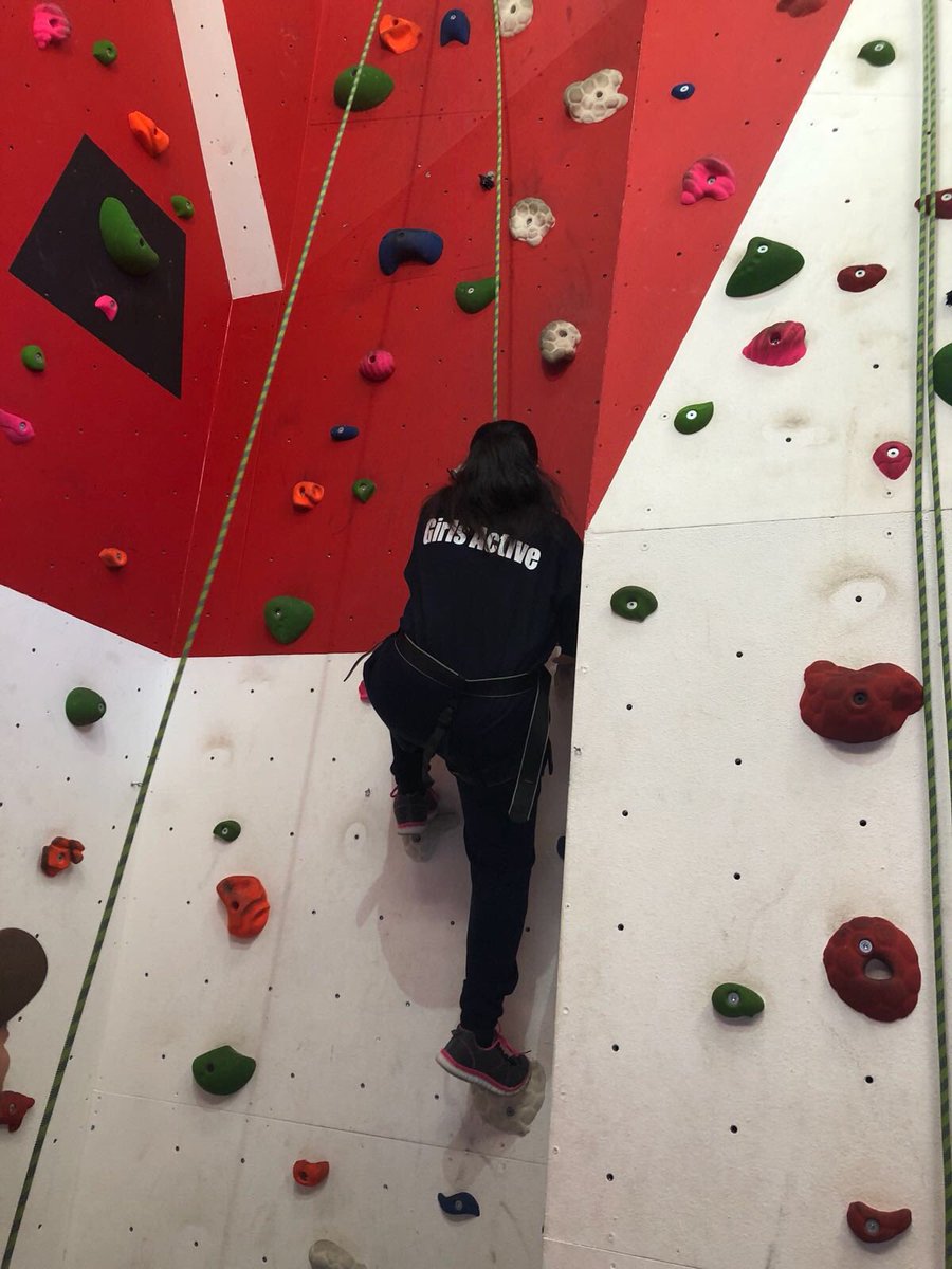 DenbighPEDept's tweet image. Great afternoon at @TokkoYouthLuton rock climbing with the @girlsactive leaders for NSSW #girlsactive #getfitquick