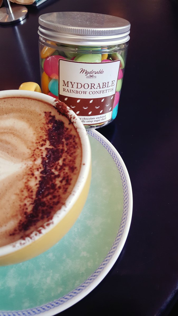 mydorable's tweet photo. Epicureans only! 

https://t.co/Al3dz76cIz 

#mydorable #letslearnfrench #chocolate #chocolat #handmadewithlove #frenchhandmadeconfectionery #thisislondon #cadbury #lindt #artisanduchocolat https://t.co/2wlllaTwz7