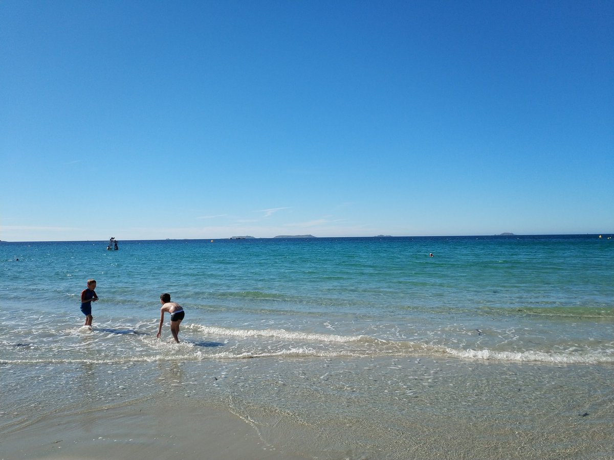 Anseaume's tweet image. Comfort after a shitty day at work #workinlannion