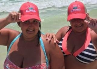 cinding1023's tweet photo. I miss the beach &amp; my partner in crime!!! Can't wait til our next trip!! 
Come on October!!
#sisters #beachlife #girliegirls #girltrip18 https://t.co/uuJIJn7XJy