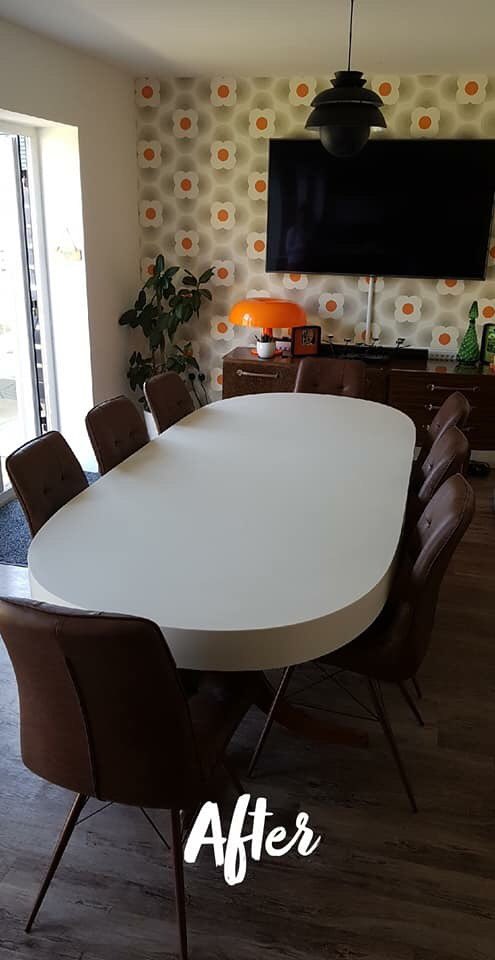 HawdonSurfaces's tweet image. Something a little bit different today. 😀 
A customer I fitted worktops for last year got back in touch to get the dining table covered in Corian to match the kitchen.😎
The kitchen is still looking FAB!👌
Any ideas message Scott:
Info@Hawdonworksurfaces.
07848869222
#JustAsk