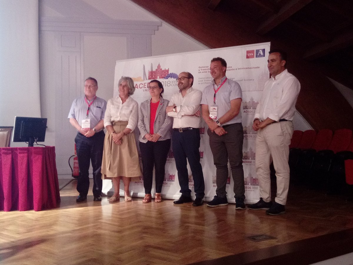 Reconocimiento a los socios de ACEDE que han cumplido 25 años en la Asociación. No están todos los que son, pero sí son todos los que están. ¡Enhorabuena y gracias por vuestra contribución durante tantos años!