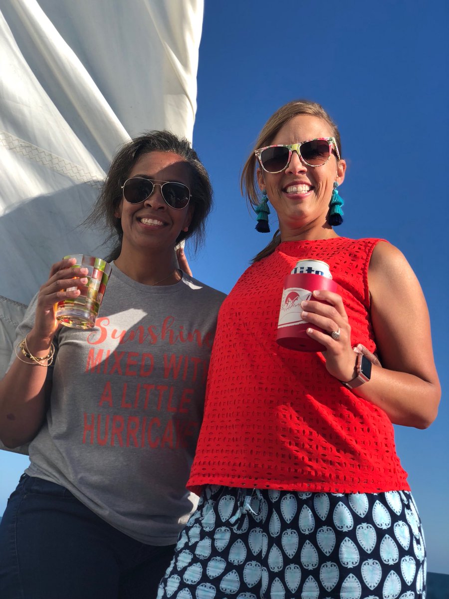 monica_hills's tweet photo. Just sailing the Pacific! Perfect day of learning and fun with coworkers and friends! Much needed bonding time and reflection! #sunsetsail #sipandsail #treasuredmoments #livelaughlove #bosschics https://t.co/L8WwKQP5KX