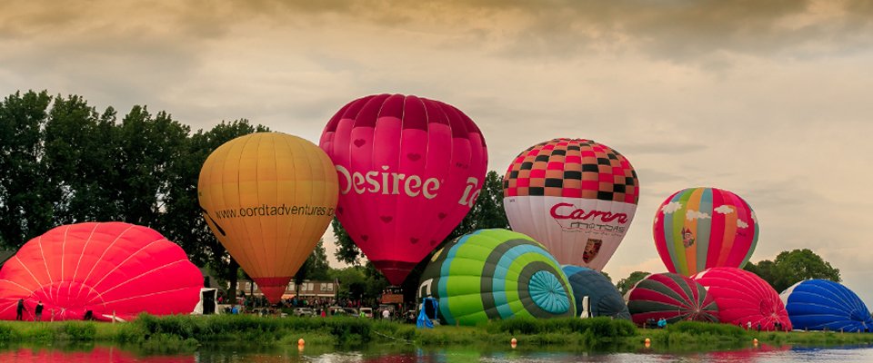 Drie avonden lang dertig heteluchtballonnen in de lucht! Dit weekend keert het jaarlijkse Ter Steege Ballonfestival terug in Hardenberg en dit jaar met een spectaculaire afsluiting! #TerSteege #TSBV #Ballonfestival #Hardenberg 
buff.ly/2yGwrOs