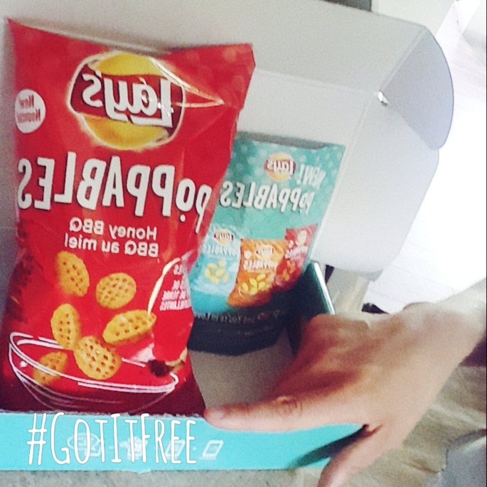 NBennett2302's tweet photo. When a tasty snack shows up in your mailbox you can't help but 😁 #influenster #layspoppables #gotitfree https://t.co/rOBGSj7yec