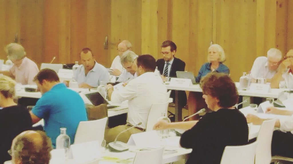 RonanLoas's tweet image. Nous siégeons ce soir en conseil communautaire de @LorientAgglo avec les membres du groupe @LittoralLorient. Nous défendons une position constructive loin des effets de manche afin de faire avancer notre territoire #EPCI #interco