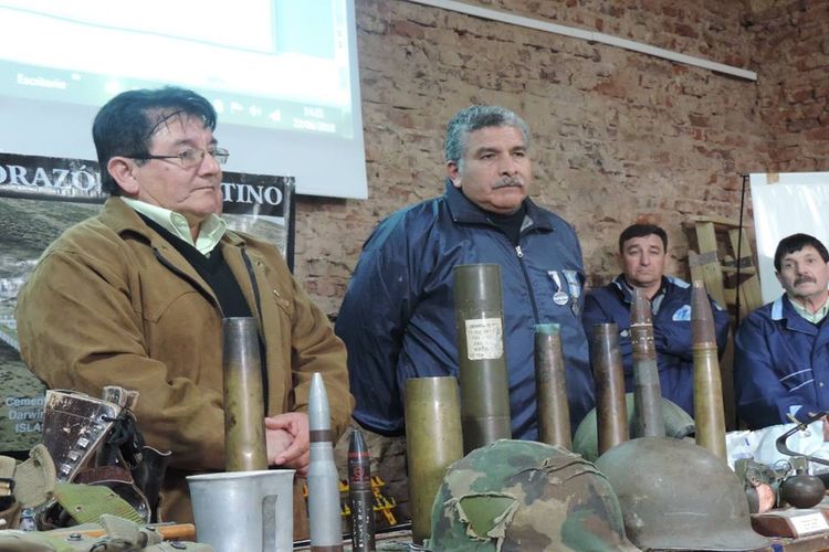 Elisa | Alumnos de instituciones educativas reconocieron a ex combatientes de Malvinas