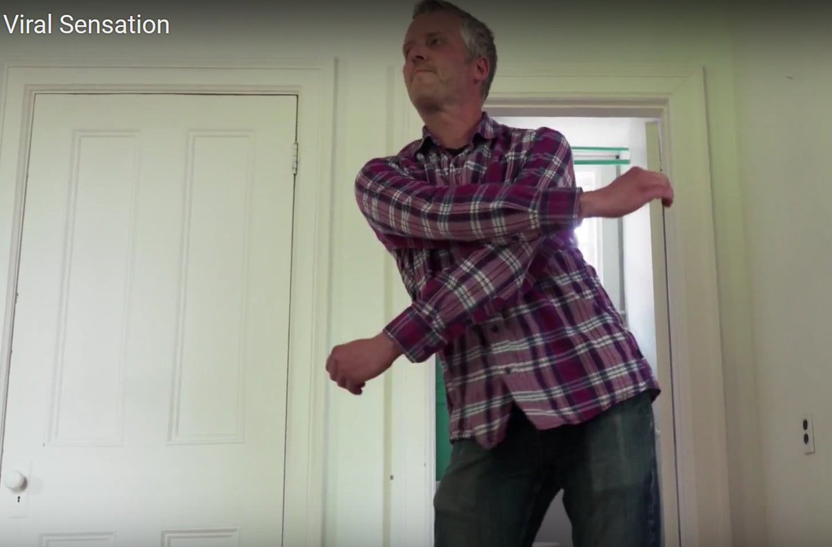 ysilforever's tweet photo. New video for Viral Sensation, with dance moves you won't see anywhere else.  https://t.co/AdXSNocXu4 https://t.co/JHsbdwhAXf