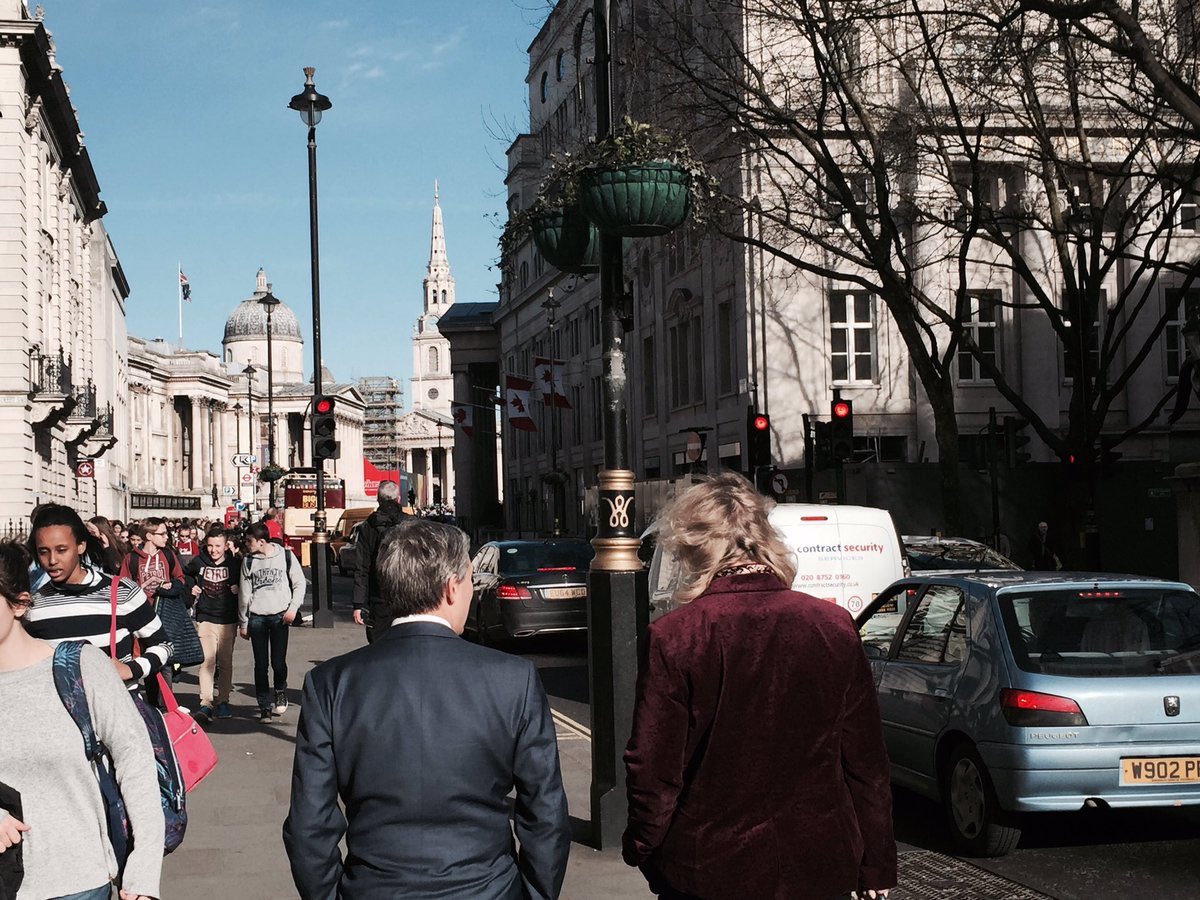 One GREAT big step for #CETA from our friends in the UK. Congrats <a href="/LiamFox/">Sir Liam Fox</a> and here's to even more trade &amp; investment across the pond for many years to come! #cdnpoli 🇨🇦🇬🇧 Une importante étape franchie aujourd’hui alors que la Royaume-Uni vote pour l’#AECG! #polcan #CanadaUK