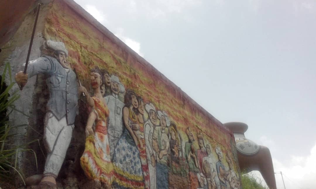 LuisanaPress's tweet photo. Compromiso asumido, compromiso cumplido, el alcalde @luisjonaspsuv promueve el rescate y preservacion de los patrimonios de Iribarren #JuntosEsPosible #VenezuelaDefiendeLaPaz https://t.co/jeV9fmoFuw
