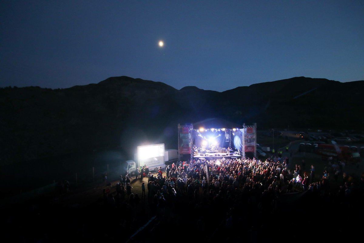 DKMS_uk's tweet photo. Sending a huge thank you to our partners at @LHSUK for registering over 500 potential blood stem cell donors at #SnowdoniaRocks / #ZipWorldRocks and #IsleOfWightFestival held over the weekend!
Your support gives new #hope to people facing #BloodCancer all over the world. https://t.co/xmuRdMn0Go