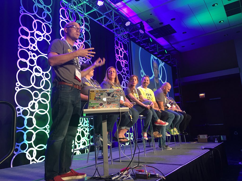 bcampbell70's tweet image. Amazing how easy it is for classrooms in Michigan and Massachusetts to do so many learning activities together! #ConnectedEducators #DITCHPanel #ISTE18