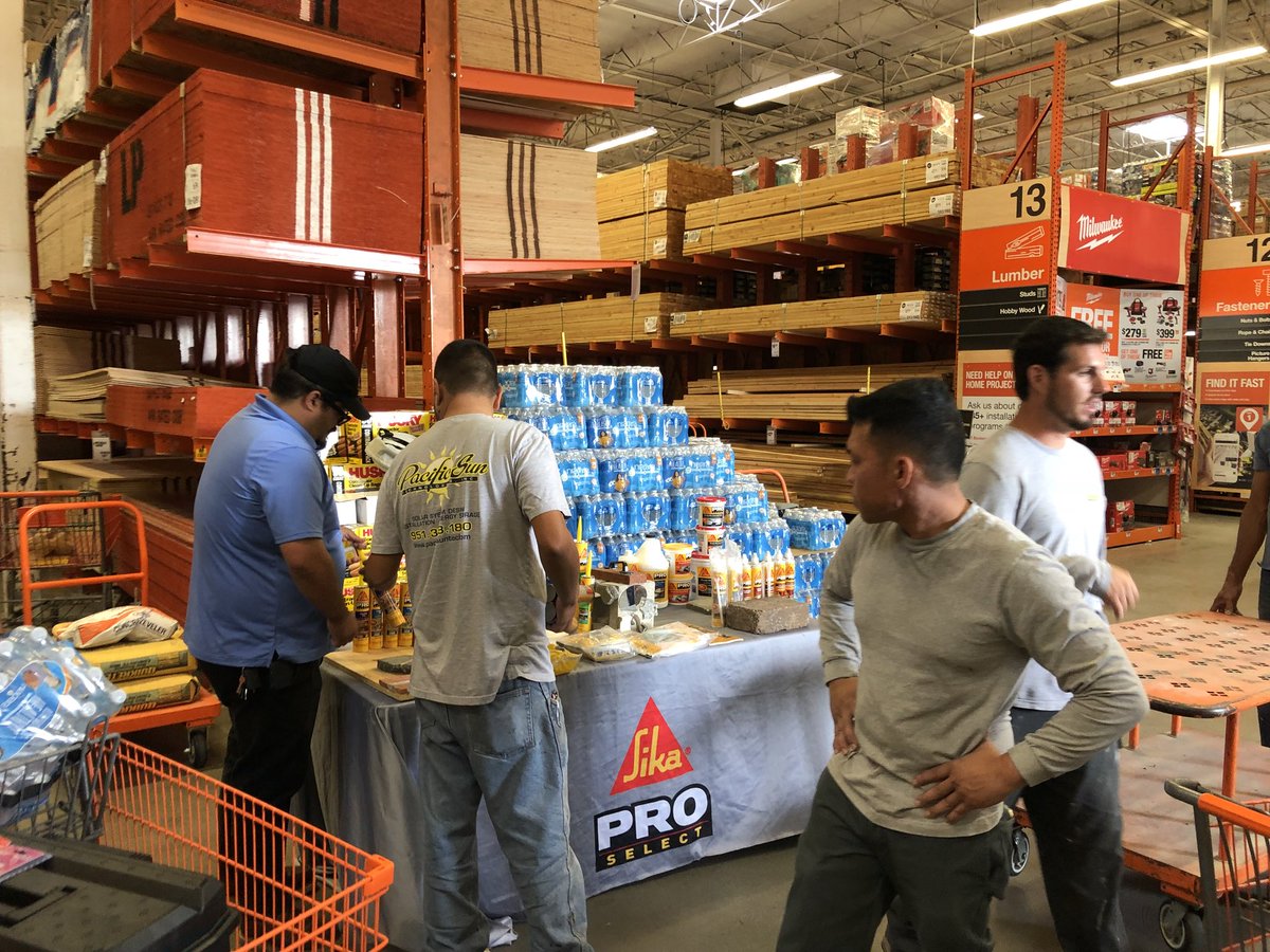DCarlitozzz13's tweet photo. Here in Garden Grove Home Depot @GardenGroveHD with Building and Pro Associates Learning about our Slef Leveling Underlayment and Rapid Patch!!! @LASikaRichard @NikkiJ6875 @Sika_USA https://t.co/ml2HdgEixB