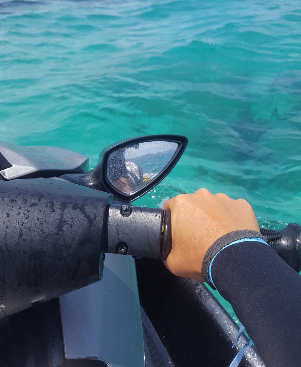 irenina14's tweet photo. Qué bonito es volver a tenerte.... 🚤😍 #Jetski #lifeguard #ready #Mediterraneamente #girlpower #patroneando #surcandomares #motivacion #RESCUE #volver https://t.co/OAdL2fhysU