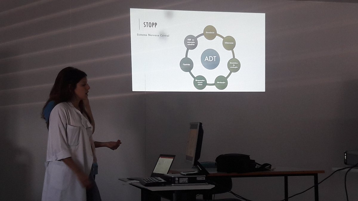 SofiaDuqueGeri's tweet image. What proud about young doctors teaching that we must avoid PIM and pay attention to START and STOPP criteria. #StoppStart #geriatrics #polypharmacy #GERMI #HSFX #CHLO #geriatria