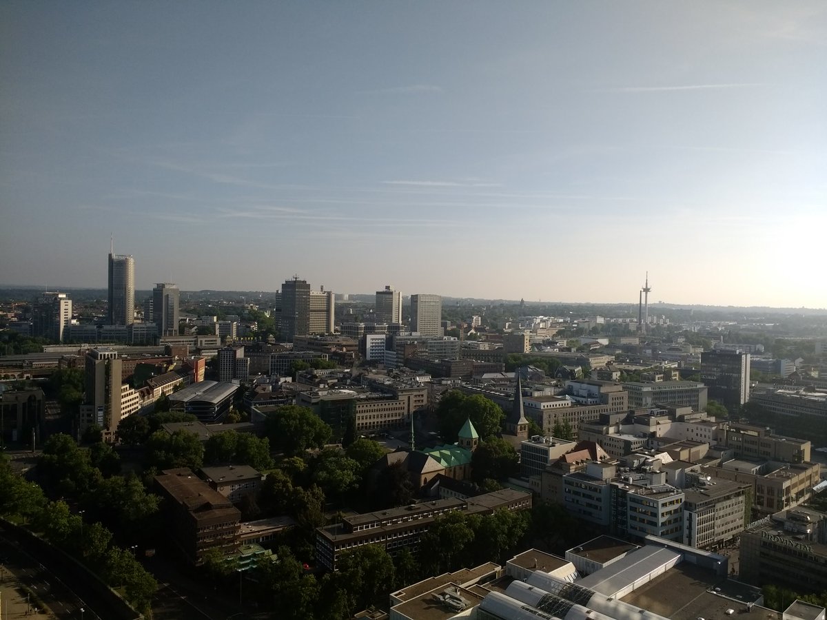 Contact_AMI's tweet photo. Fantastic view! Thank you to the Lord Mayor and @messessen for their warm welcome at the Rathaus! #cwexpo18 #prwe18 https://t.co/NKNXQMKi4Z