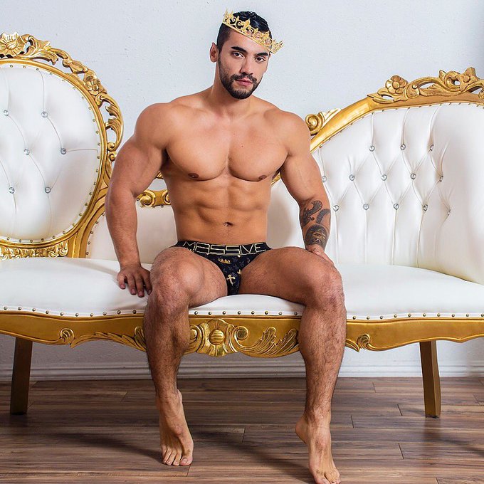 - YOU SURVIVED what you thought would KILL YOU ..  🙌🏼 - now straighten YOU CROWN 👑 and move FORWARD like<a href="/tag/bodybuilding"class="tags"><span>#bodybuilding</span></a><a href="/tag/smile"class="tags"><span>#smile</span></a><a href="/tag/muscle"class="tags"><span>#muscle</span></a><a href="/tag/tattoo"class="tags"><span>#tattoo</span></a><a href="/tag/underwearmodel"class="tags"><span>#underwearmodel</span></a>