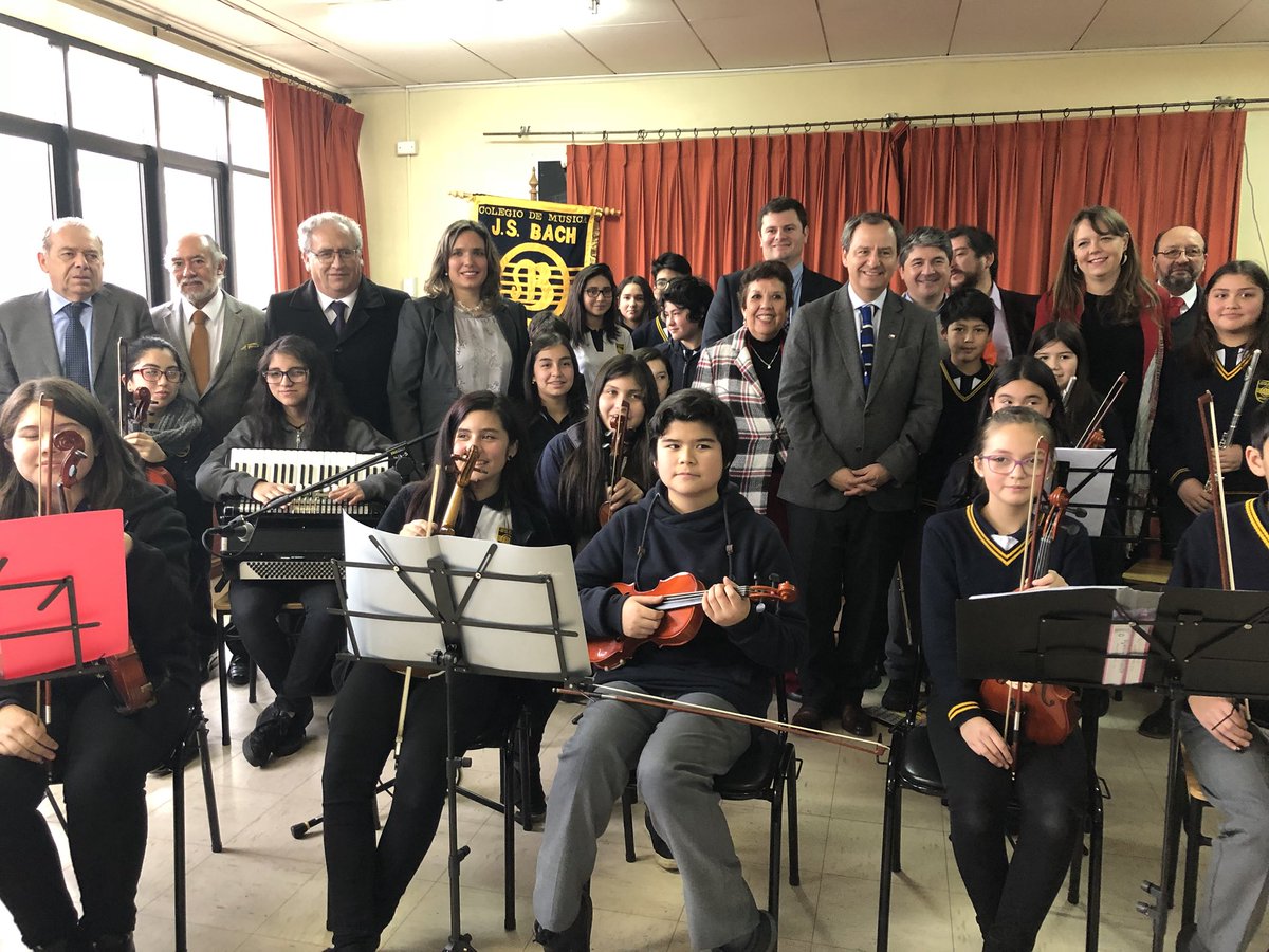 Gerardo Varela Alfonso Na Twitteri Ahora En El Liceo Tecnico De Valdivia Donde Realizan Un Gran Trabajo Fortaleciendo Las Habilidades De Los Estudiantes Para Una Educacion Tecnica De Calidad Ademas Nos Acompana