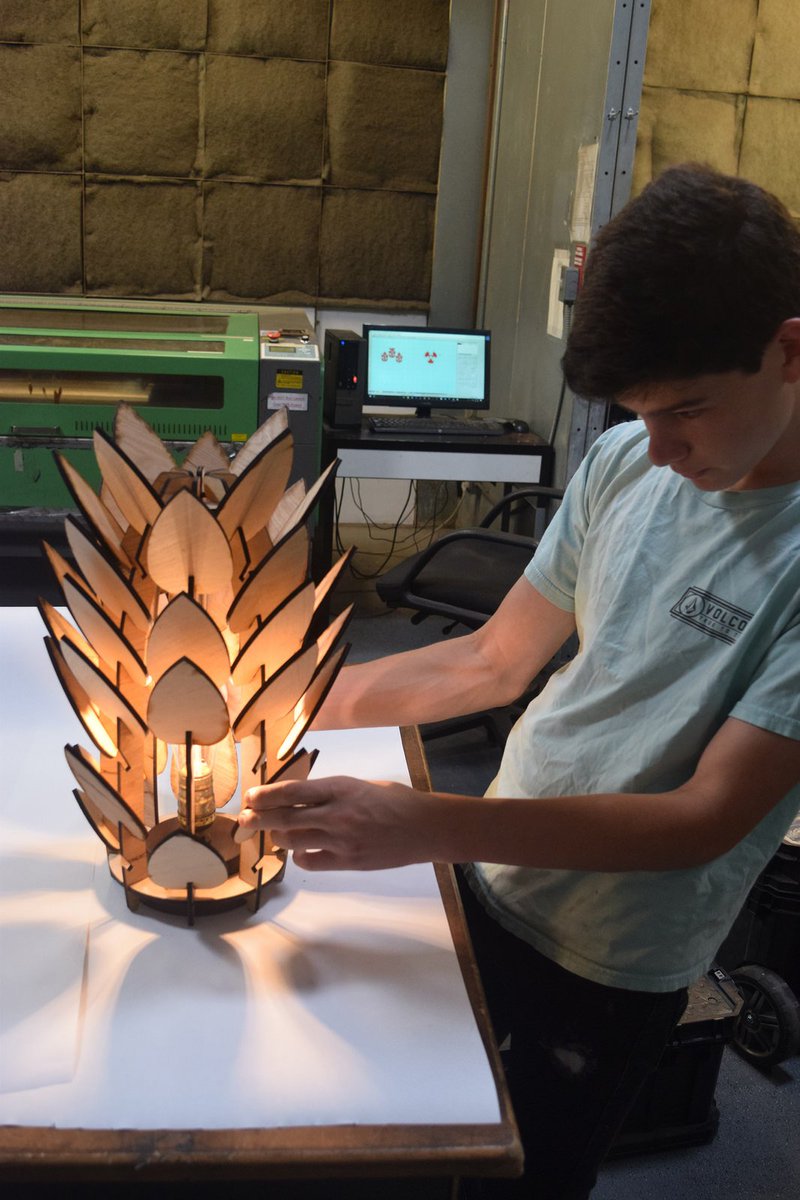makingSTEM's tweet image. Designing and building a laser cut lamp during Making STEM engineering mentorship program. Want to learn how to use laser printers and 3D printers. Check out Making STEM for upcoming classes #stem #steam #stemchat #edtech