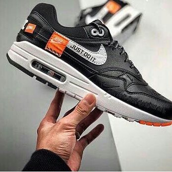 FBloggers11's tweet image. Nike Airmax 1
*Just do it Edition*
Rs- 3550/-
Free shipping
Size 41-42-43-44-45
📲 What&apos;s app- 9990624415
@FBloggers11