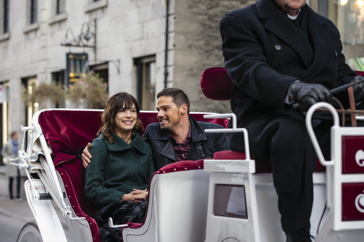 divinity_es's tweet photo. Seguro que estáis disfrutando de Bella y Bestia como nosotros. ¿Qué os está pareciendo la última temporada? Os leemos con el hashtag #ByBDivinity https://t.co/KTfxtzdEt6