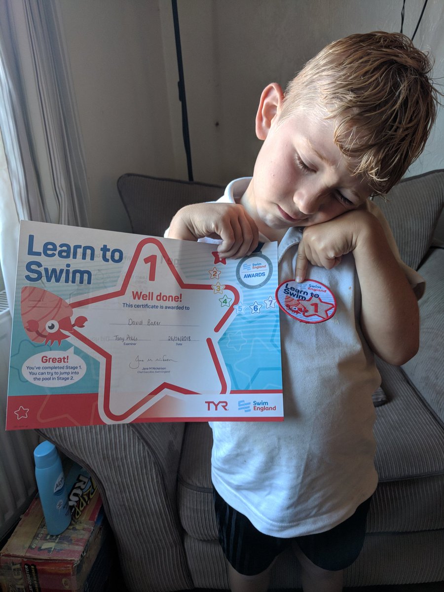 daveydoodlebum's tweet photo. I passed my stage 1 swimming! https://t.co/bFN2zvC2zH