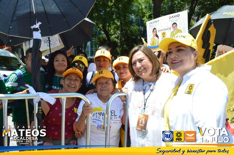 En la coalición #PorMexicoAlFrente, las mujeres somos fuerza y valentía, le envío un enorme abrazo a <a href="/XochitlGalvez/">Xóchitl Gálvez Ruiz</a> quien será la próxima senadora por la CDMX. 
#SeguridadYBienestarParaTodos