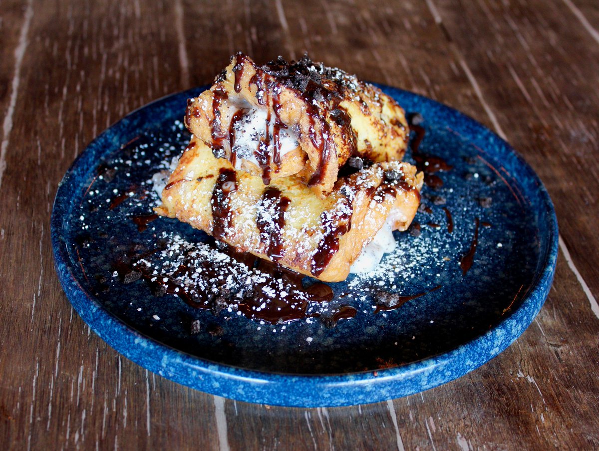 Last few days to enjoy these monthly specials! 🤤 If you haven't tried them, go ahead. They are delicious. Don't miss out! 😜