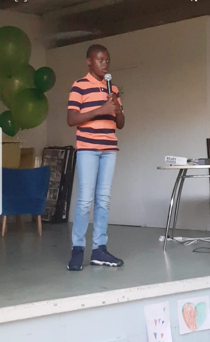 migrantsorg's tweet image. What an amazing evening of poetry from the talented @PotentOfficial @thalteixeira @benokri @seraphimaAM young people of @Baraka_CA &amp;amp; many others 💚 #NorthKensington #HopeinUnity