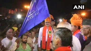 View image on Twitter