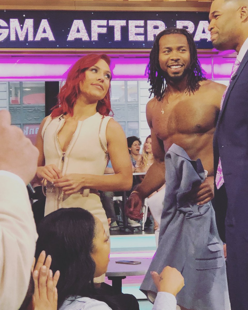 dwtsmariss's tweet photo. Throwback to this amazing day, I miss them so much 😭🖤 #teambackthatpassup @SharnaBurgess @J_No24 https://t.co/EXA8khqyz0