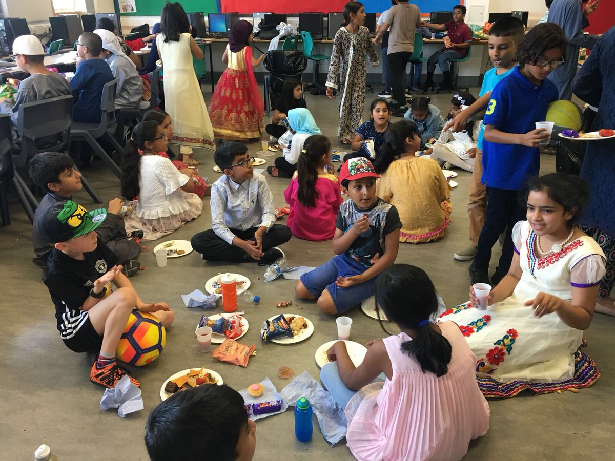 FEC_Academy's tweet photo. Classes Zheng He and Nana Asmau enjoyed their Eid parties this week!
#fec #fec_academy #walthamstow #islamicstudies #islam #islamic #learnthroughplay #muslim #contemporaryislamicstudies #artsandcrafts #walthamforest #madrassah #mosque #masjid #islamiceducation https://t.co/SLSEgGq8oE