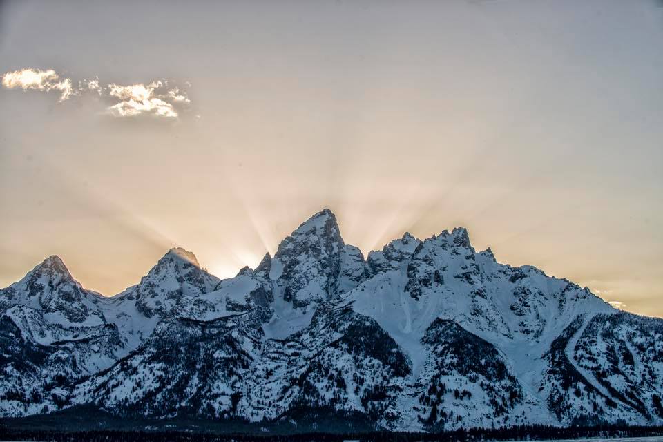 We'll leave this here to add a little shine to your day. #ThatsWY #Wyoming #TetonTuesday <a href="/GrandTetonNPS/">Grand Teton National Park</a> #TravelTuesday 

📸: Facebook Fan Levi Shinkle