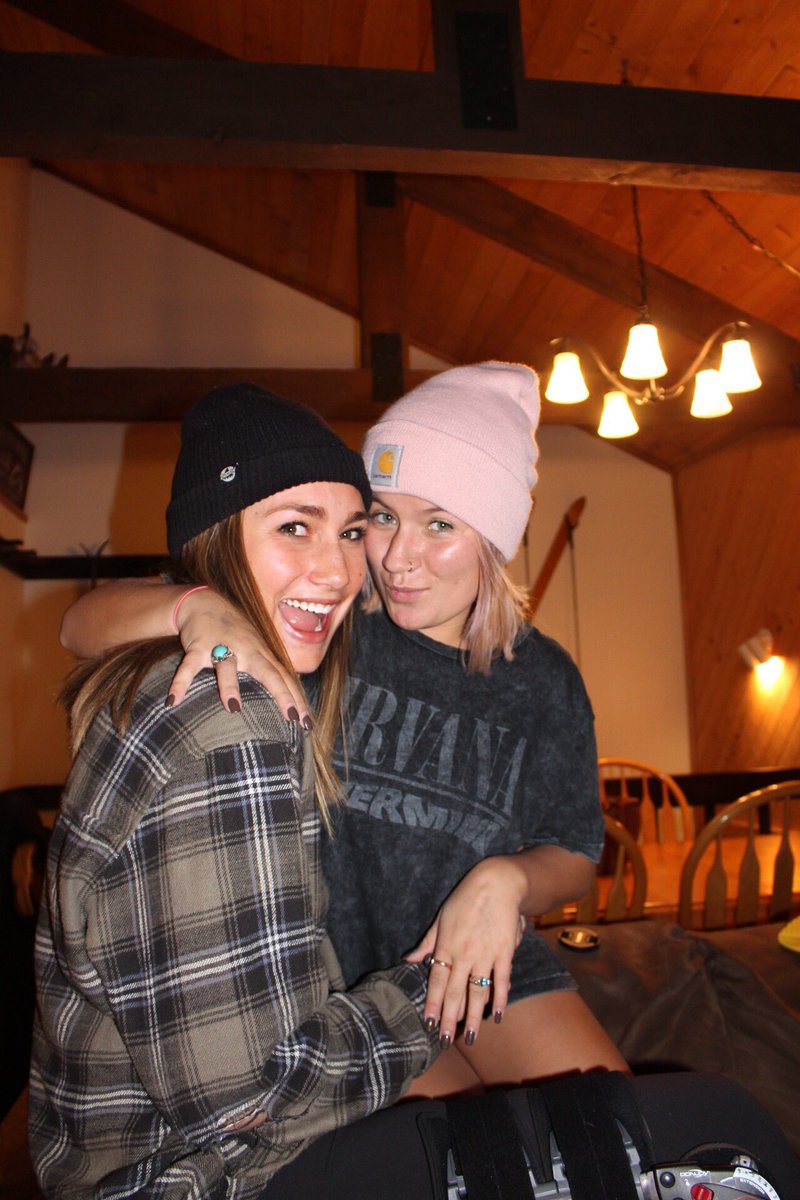 coreyhoyer's tweet photo. Happy birthday to the sweetest soul I’ve ever met! Ave you bring joy to everyone around you. You deserve nothing but the best! I love you endlessly❤️❤️ @averidyer33 https://t.co/4Mc2mMeOXe