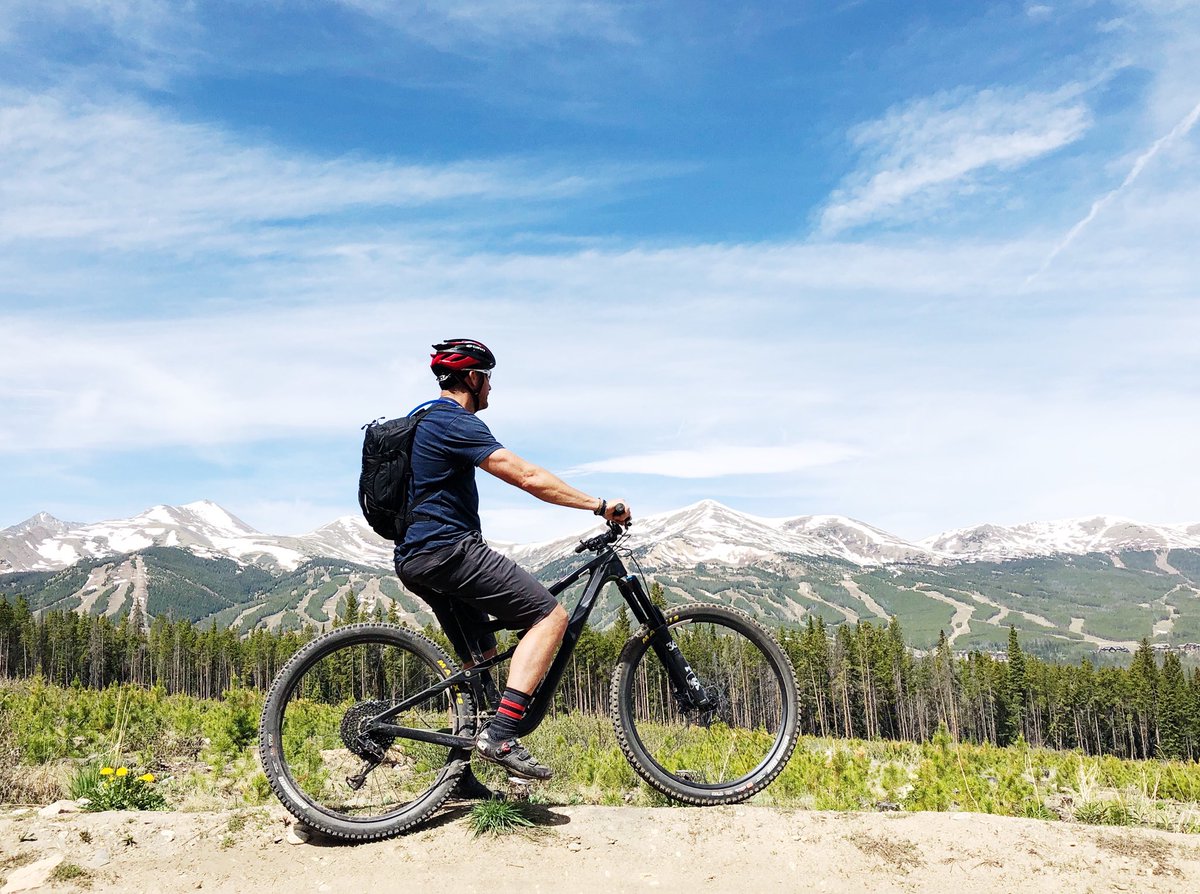soulcoofficial's tweet photo. The greatest adventures in life come from pursuing your passions. #soulco #passiondemandspursuit #mountainbiking #colorado #coloradosummer #adventure #blueskies #scenery #mountains #trails #trees #sunny https://t.co/zLyX393MiN