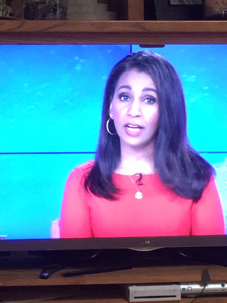 only1tommadden's tweet photo. My wife couldn't help commenting how #AustinIcon @QuitaC_KVUE still looking great and always so professional. So proud to call her a @TxStateAlumni 😽
https://t.co/z4j7U9ZhyM https://t.co/3EMD3ZS2nu