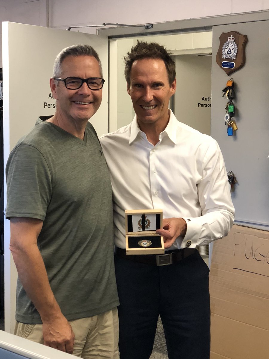 NeilDubord's tweet photo. A/ Sergeant Ray Warren was presented a Delta Police Commitment Coin as he prepares to retire. Ray has worked in Forensic Identification fo 22 years and DPD for 30 years. I am very proud of Ray and his contribution to this community. Please join me in congratulating Ray #shoutout https://t.co/mVrp1API1h